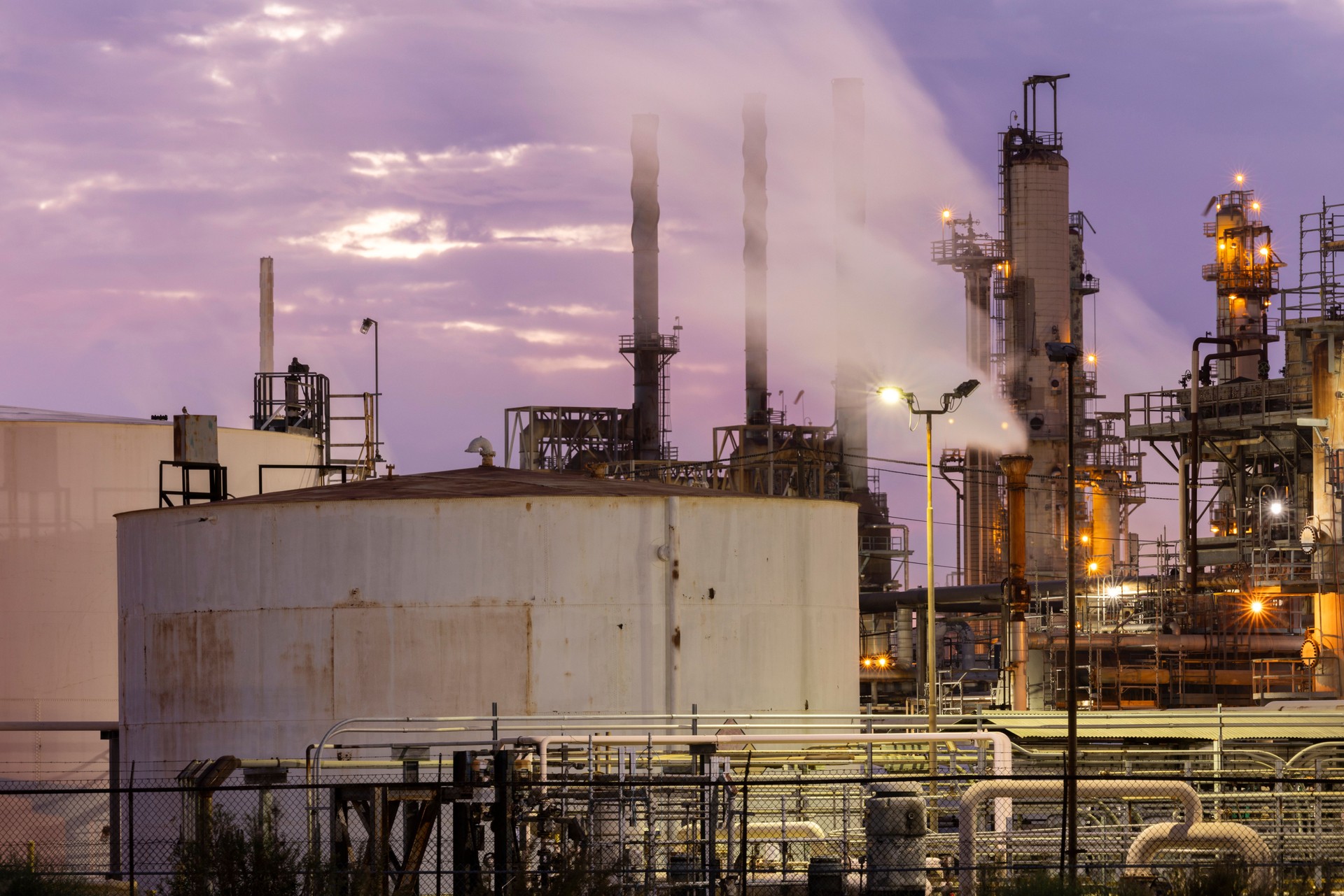 Oil Refinery and Storage Exhaust Causing Global Warming